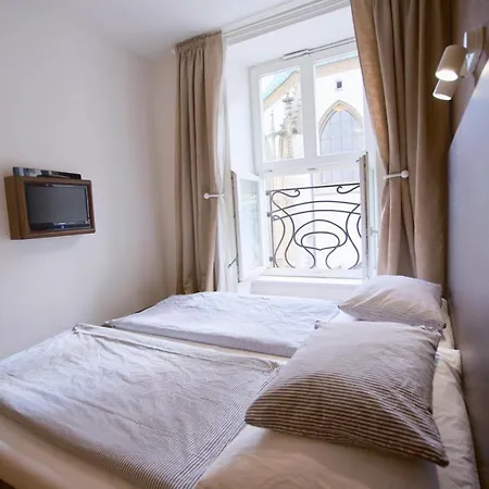 Jacob Apartment