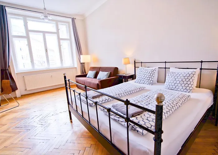 Jacob Apartman *